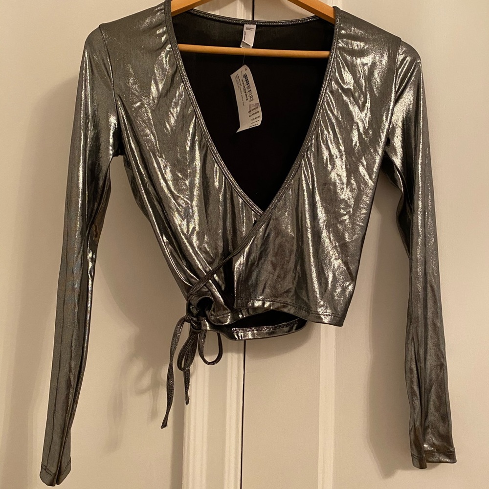 Wrap top
